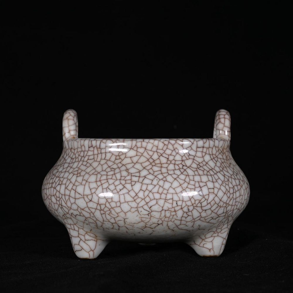 Appraisal: CHINESE WHITE CRACKLE GLAZED PORCELAIN DING CENSER Chinese white crackle