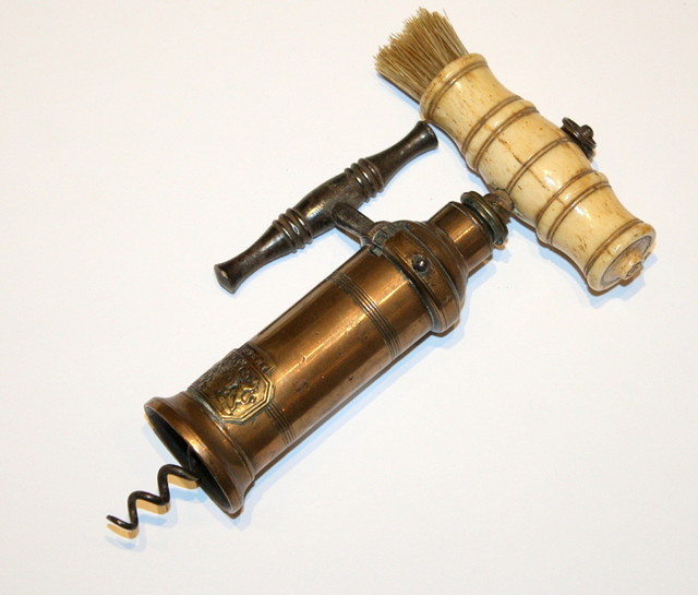 Appraisal: A VICTORIAN RACK AND PINION DOUBLE ACTION BRASS BODIED CORKSCREW