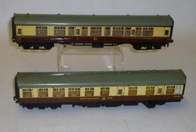 Appraisal: Two Hornby Dublo Super Detail coaches comprising W R Restaurant