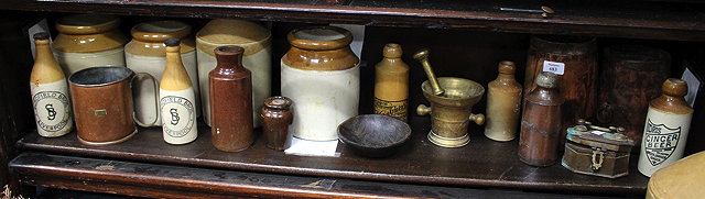 Appraisal: A GROUP OF MISCELLANEOUS ITEMS to include a brass pestle