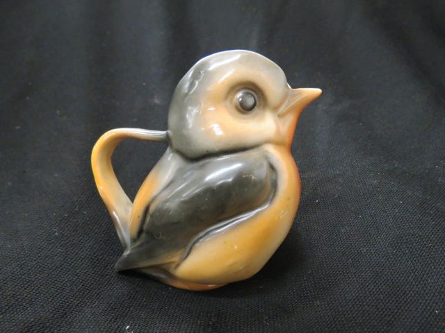 Appraisal: Royal Bayreuth Robin Figural Creamer unsigned excellent