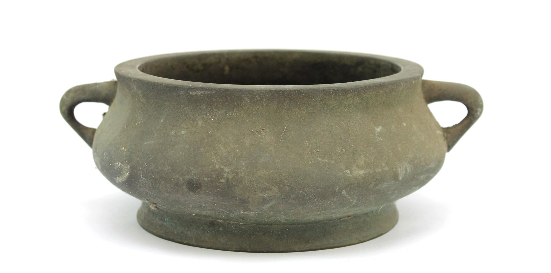 Appraisal: A Chinese bronze censer probably th th century of circular