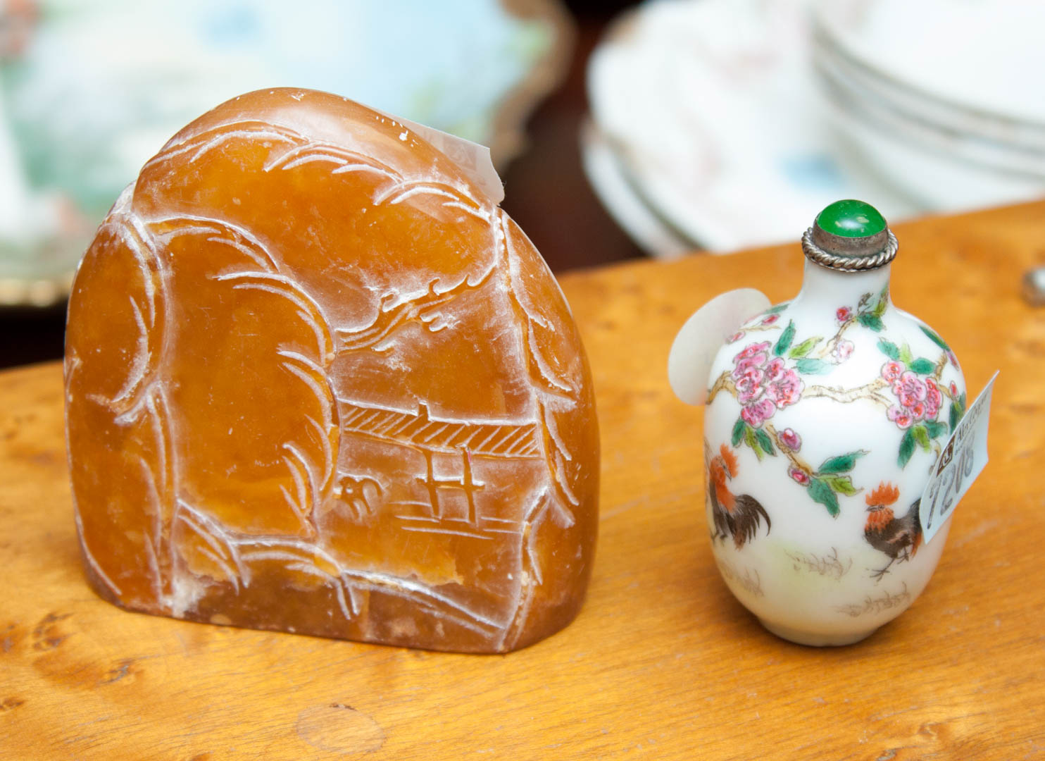 Appraisal: Two oriental items including Chinese hardstone item and Famille Rose