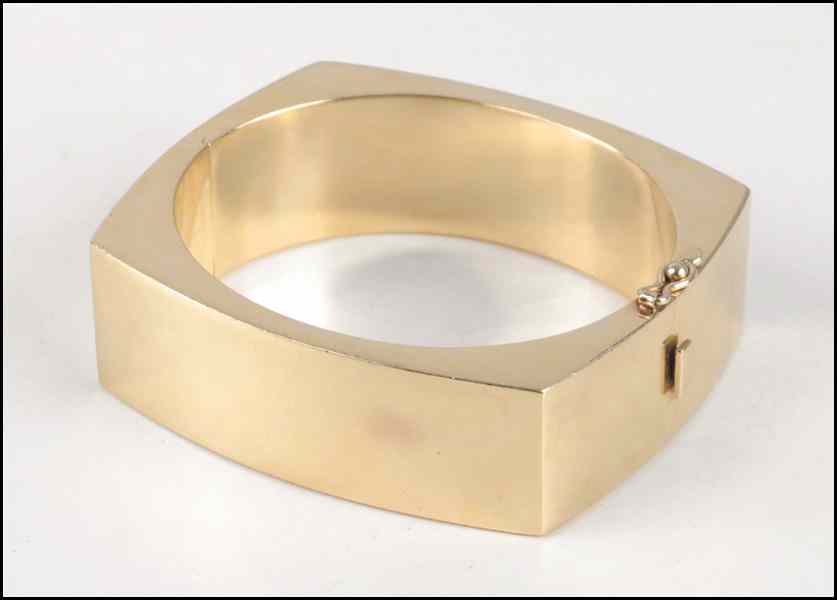 Appraisal: KARAT YELLOW GOLD BRACELET grams Condition No Specific Condition Recorded