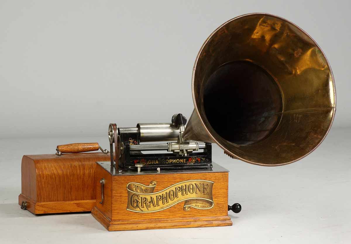 Appraisal: Rare Graphophone Type 'A' 's brass horn Original box holding