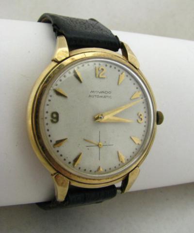 Appraisal: Gent's K yellow gold vintage Movado wristwatch subdial second hand