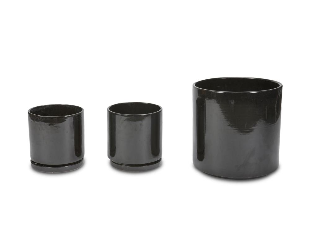 Appraisal: A set of Gainey Ceramics glazed cylinder planters Circa Four