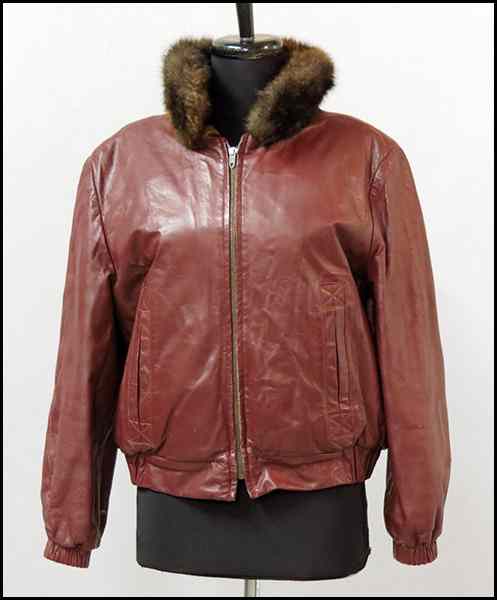 Appraisal: MAROON LEATHER CROPPED JACKET Lined in fur with a fur