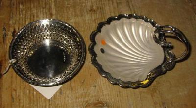 Appraisal: A SWEETMEAT DISH of shell form with raised pierced and