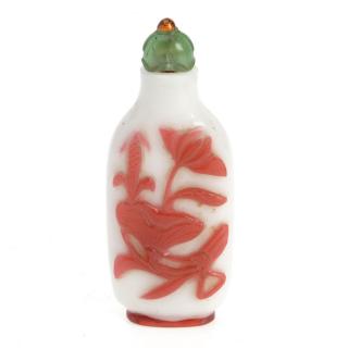 Appraisal: Chinese Peking cameo glass snuff bottle Chinese Peking cameo glass