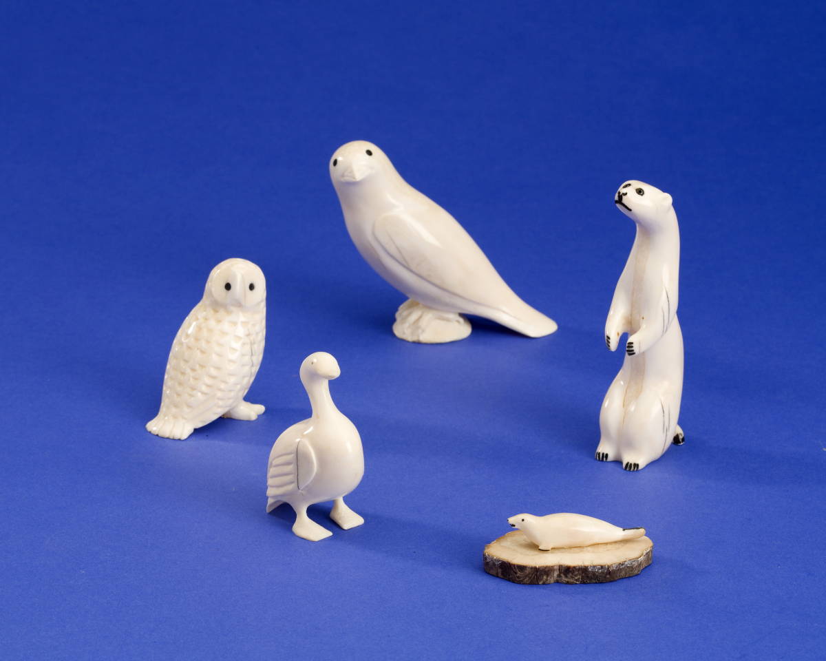 Appraisal: WILSON OOZEVA B CARVED WHALEBONE FIGURE OF A BIRD AND