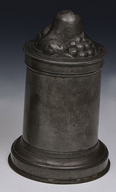 Appraisal: A VICTORIAN PEWTER ICE CREAM MOULD of cylindrical form the