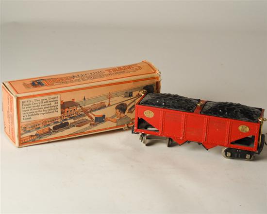 Appraisal: Lionel Standard Gauge C Hopper red with box torn flaps