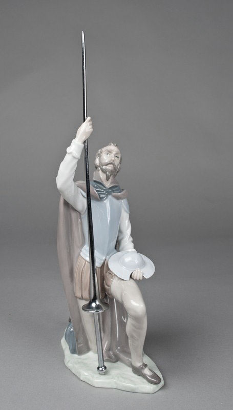 Appraisal: LLADRO PORCELAIN FIGURE DON QUIXOTE ''The Quest'' Salvador Furio sculpture