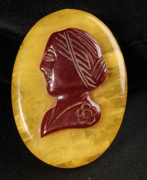 Appraisal: Bakelite Cameo Pin of Woman Condition Excellent Size L