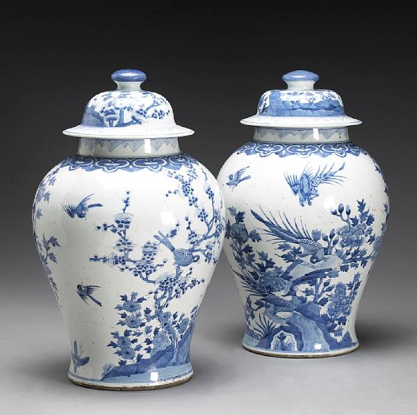 Appraisal: A pair of blue and white porcelain ginger jars and