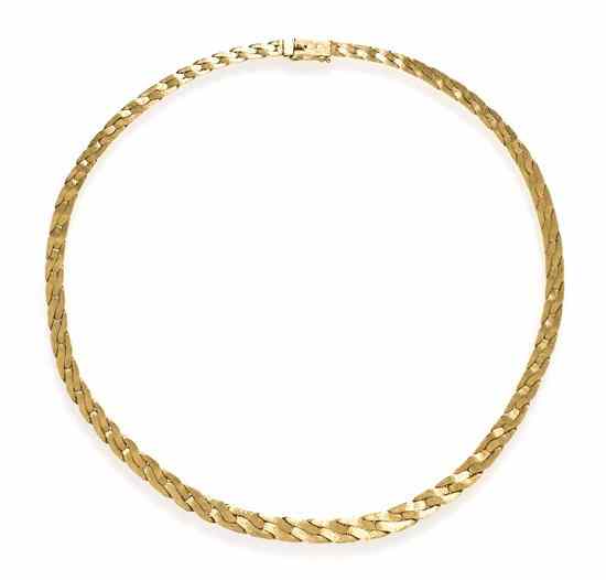 Appraisal: An Karat Yellow Gold Graduated Textured Curb Link Necklace with