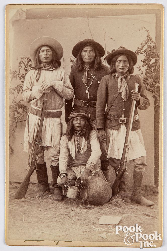 Appraisal: Cabinet card photo of four Native American Indians Cabinet card