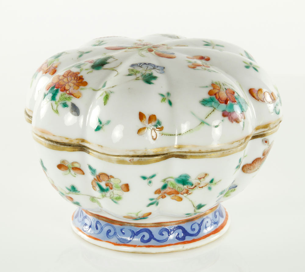 Appraisal: - Chinese Mellon Shape Covered Box Covered box melon shape