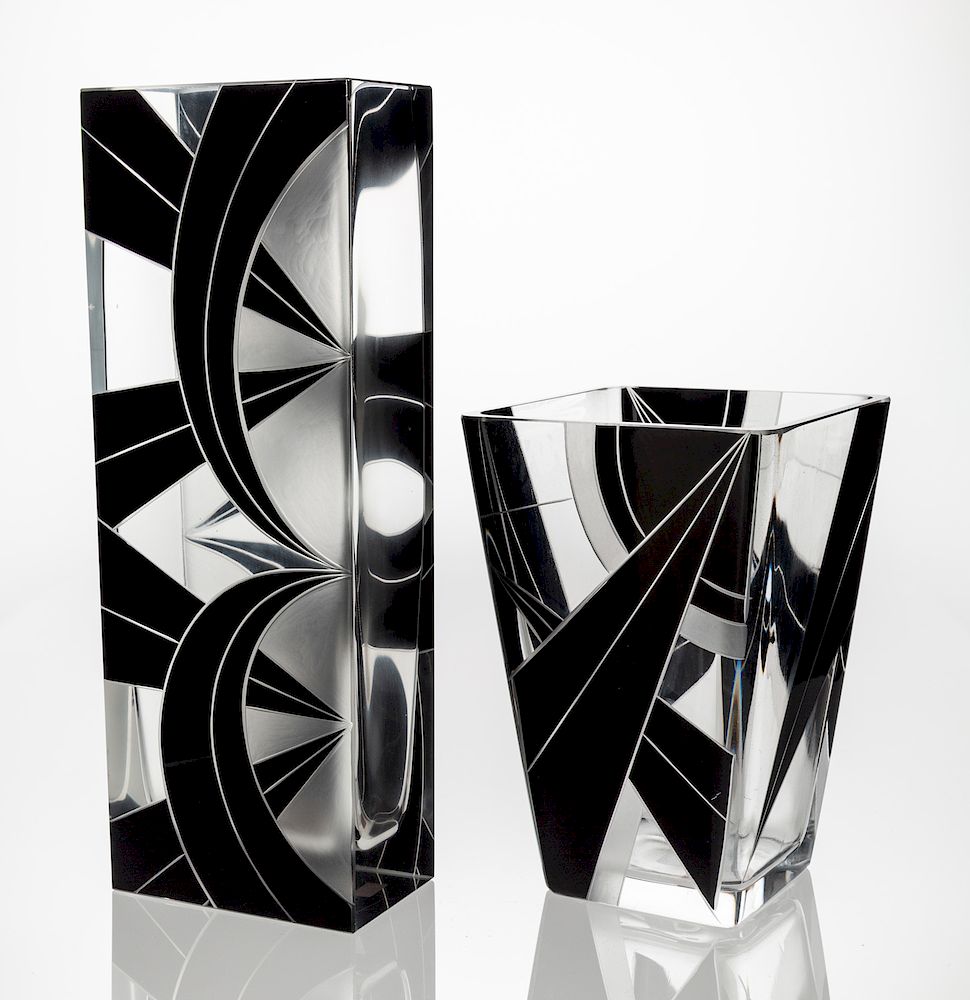 Appraisal: A PAIR OF ART DECO VASES CIRCA S A PAIR