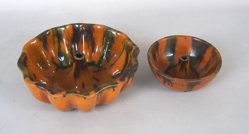 Appraisal: Two redware molds h w h w