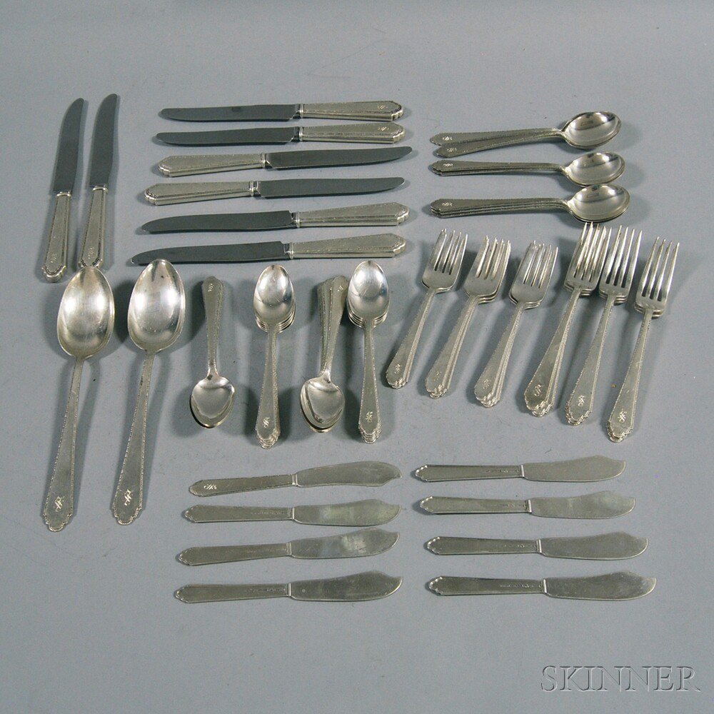 Appraisal: Lunt William and Mary Sterling Silver Flatware Service for Eight