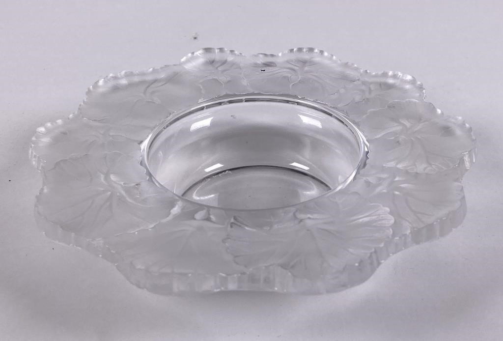 Appraisal: Lalique HONFLEUR frosted CABBAGE LEAVES bowl Signed Lalique France Measures