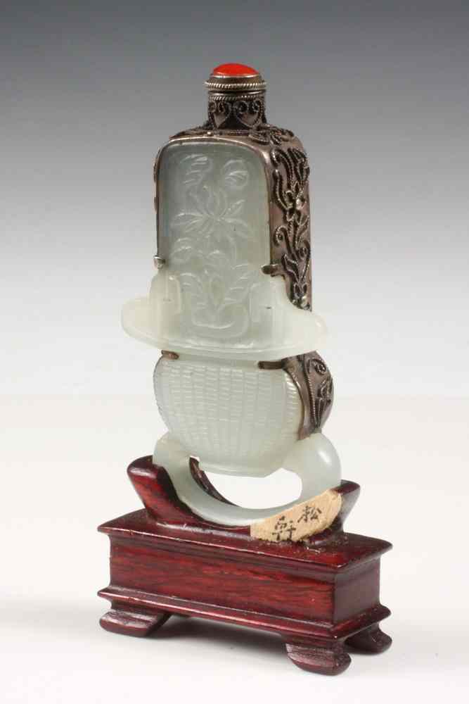 Appraisal: JADE SILVER SNUFF BOTTLE - th c Chinese Celadon Jade