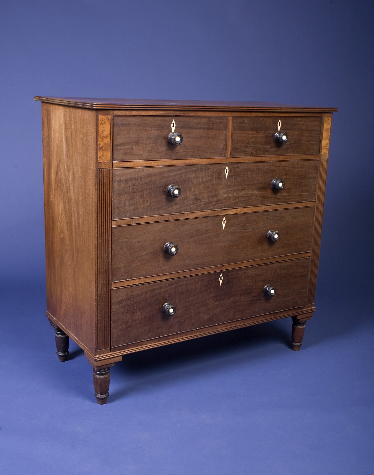 Appraisal: BERMUDA SHERATON MAHOGANY CHEST OF DRAWERS The rectangular top with