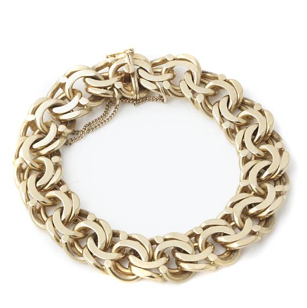 Appraisal: An k gold fancy-link bracelet gross weight approximately g length