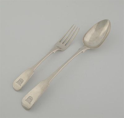 Appraisal: A George III fiddle pattern serving fork and a matching