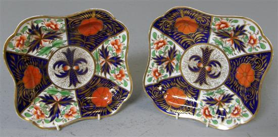 Appraisal: Pair of early Victorian Chamberlains Worcester square plates with gilt