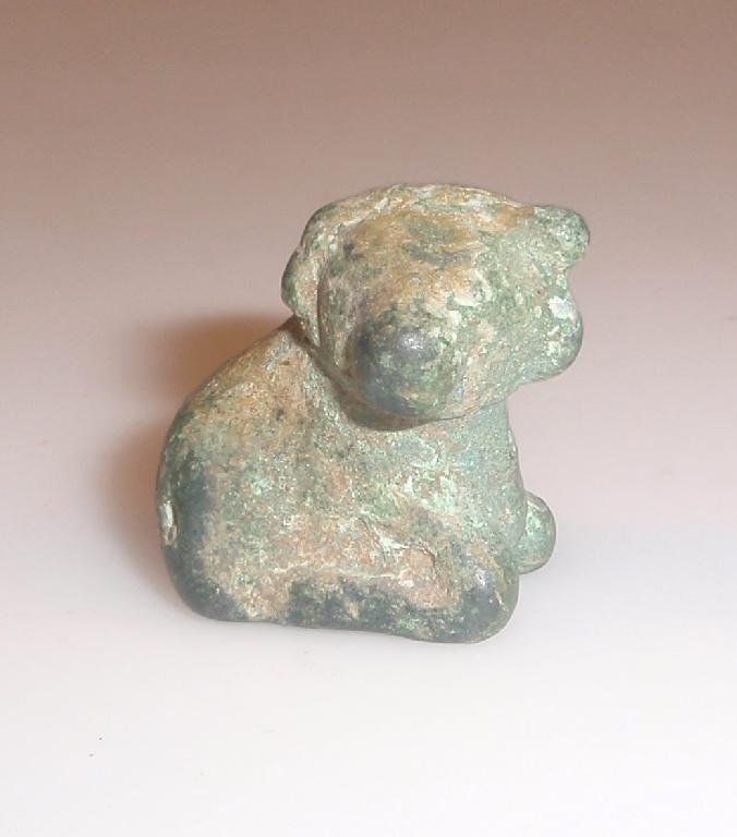 Appraisal: A small ancient cast bronze zoomorphic weight possibly a crouching