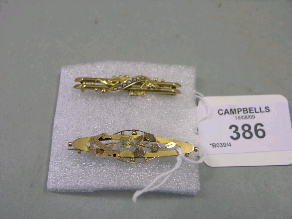 Appraisal: A ct gold and seed pearl bar brooch and a