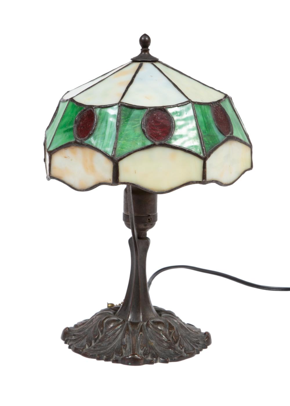 Appraisal: AMERICAN LEADED GLASS TABLE LAMPAmerican Leaded Glass Table Lamp early