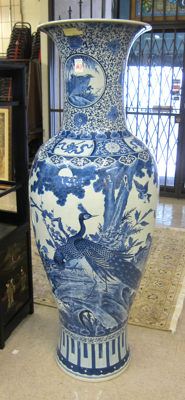 Appraisal: LARGE CHINESE PORCELAIN PALACE FLOOR VASE having blue underglaze decoration