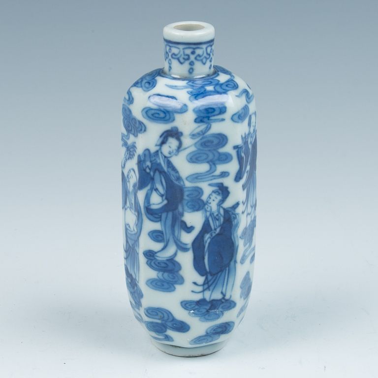 Appraisal: LARGE AND UNUSUAL BLUE AND WHITE SNUFF BOTTLE C Of