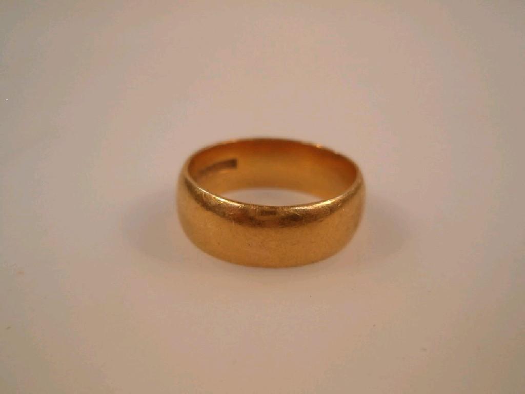 Appraisal: A ct gold wedding band g