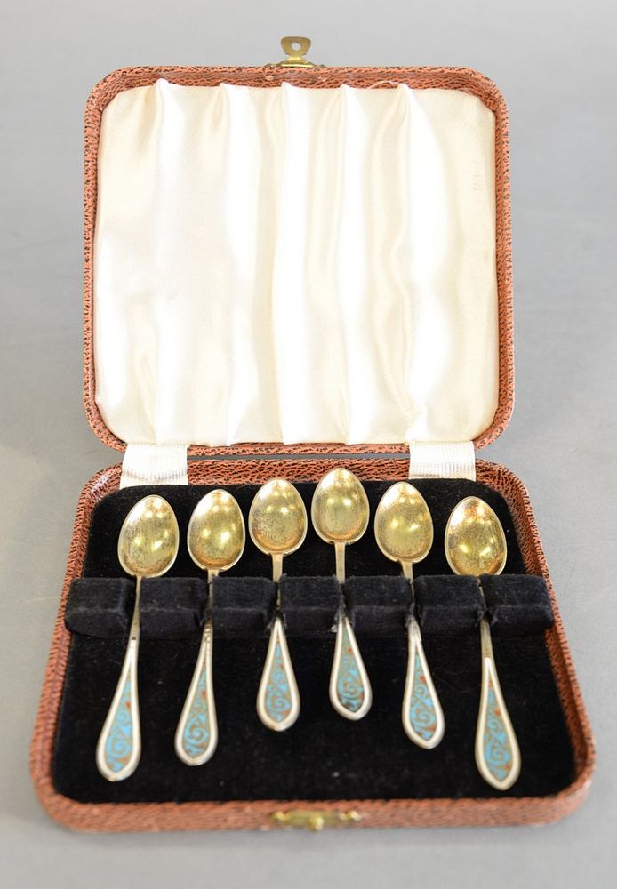 Appraisal: Set of six Russian silver enameled tea spoons in fitted