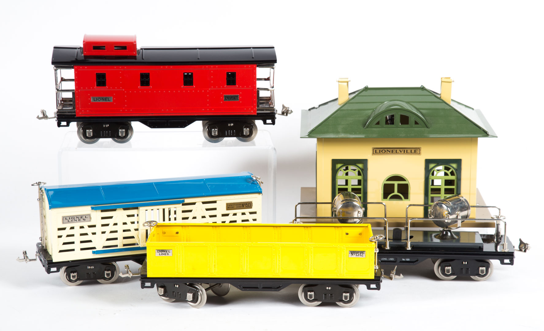 Appraisal: Lionel Classics --- Gondola Cattle Car Searchlight Caboose Lionel Station