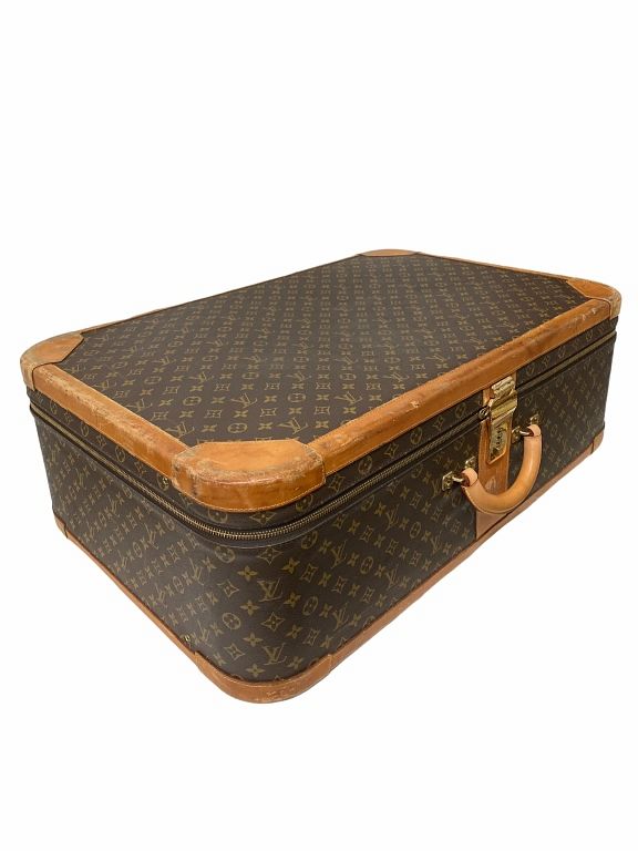 Appraisal: Classic Vintage Louis Vuitton Large Hard Case Classic Vintage Louis