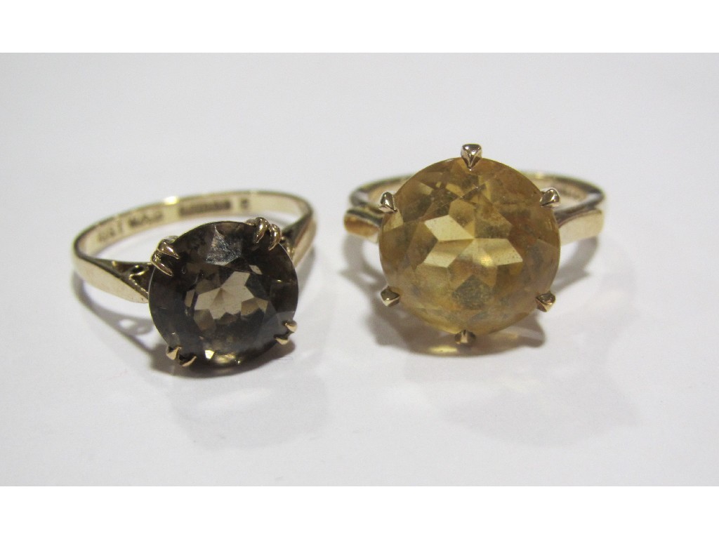 Appraisal: Lot comprising a ct gold citrine single stone ring and