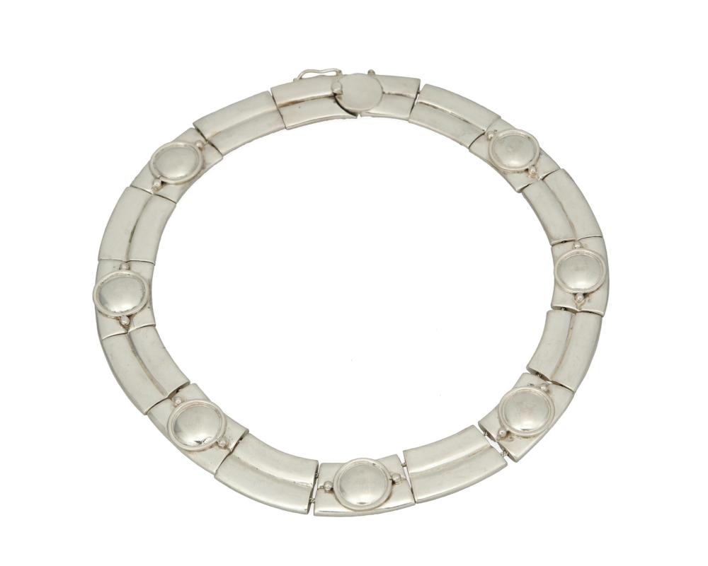 Appraisal: A William Spratling sterling silver collar necklace William Spratling -