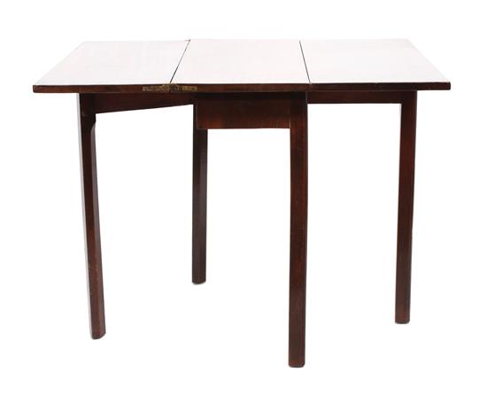 Appraisal: Sale Lot An American Mahogany Gate-Leg Table the rectangular top