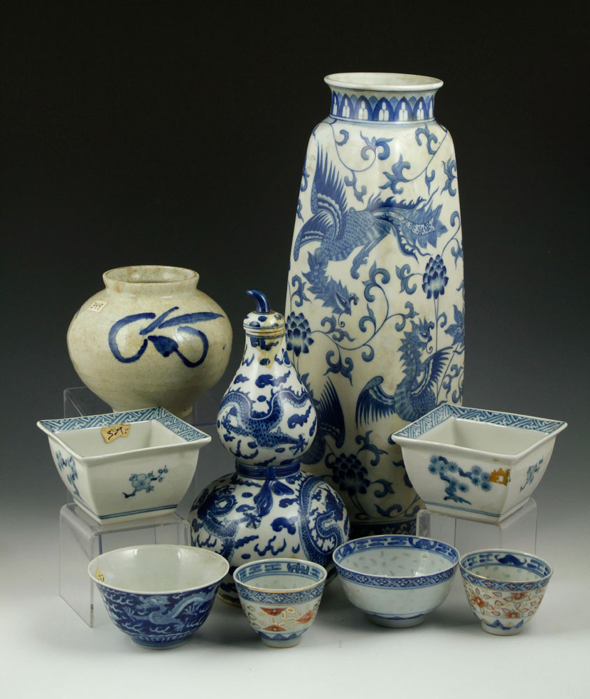 Appraisal: - Chinese Blue and White Porcelain Items Lot of nine