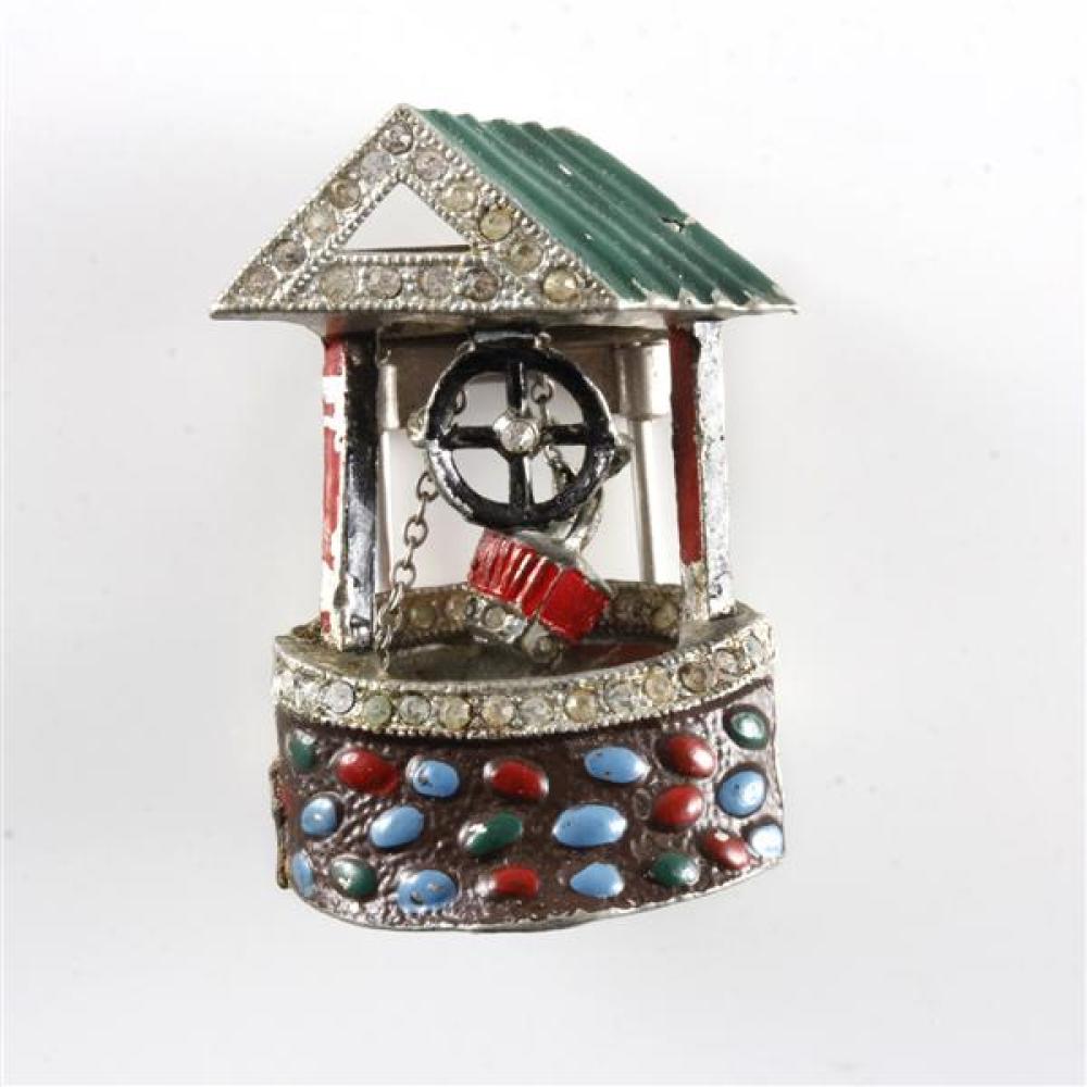 Appraisal: UNSIGNED ENAMEL AND PAVE WATER WELL WITH BUCKET ON A