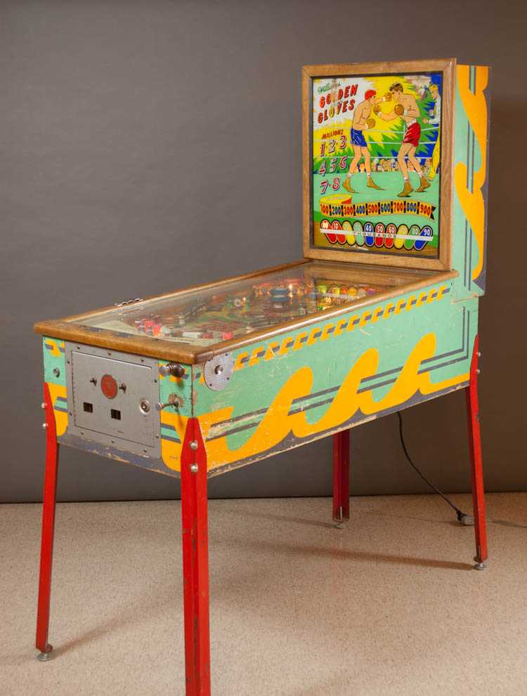 Appraisal: VINTAGE GOLDEN GLOVES PINBALL MACHINE Williams Electronic Mfg Corp Chicago