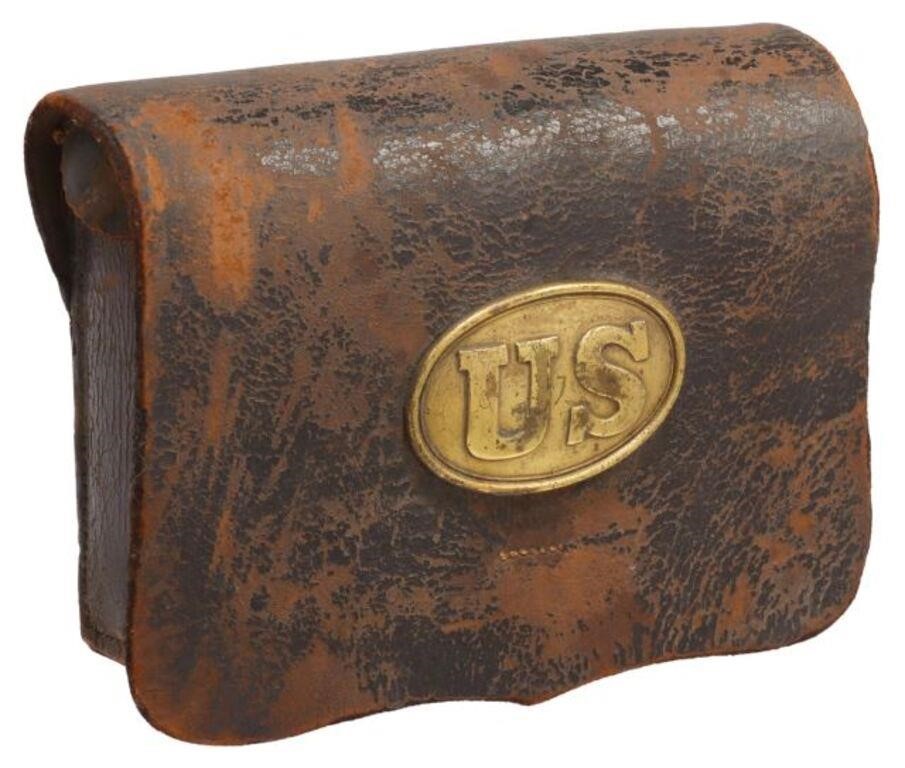 Appraisal: Civil War cartridge box Model with oval brass U S