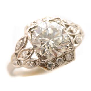 Appraisal: Art Deco Diamond Platinum Ring Featuring one old European-cut diamond