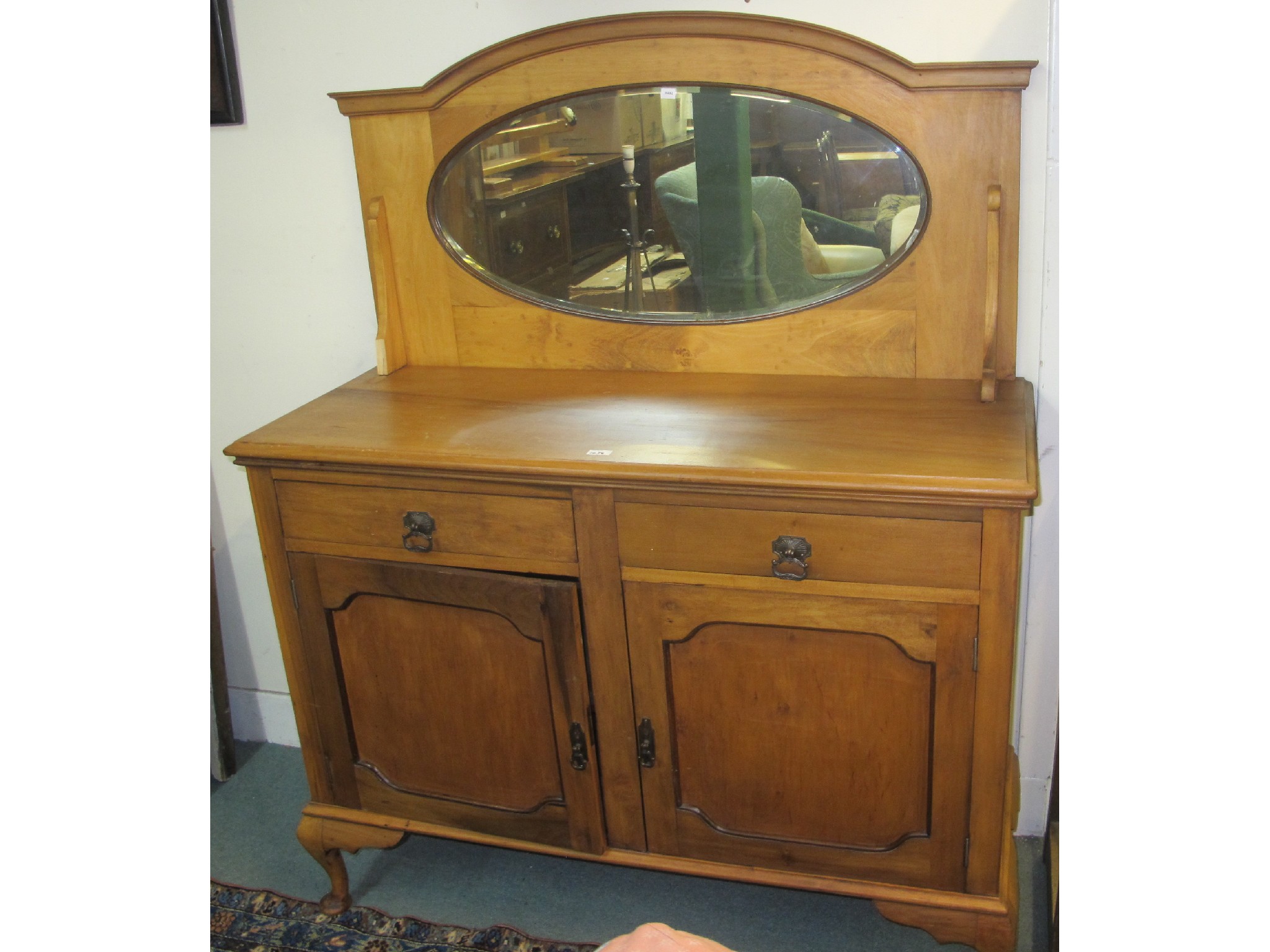 Appraisal: A pine mirror back sideboard